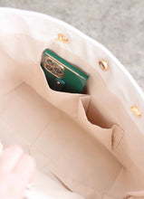 Load image into Gallery viewer, Quentin Quilted Tote IVORY