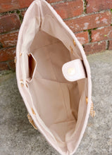 Load image into Gallery viewer, Quentin Quilted Tote NUDE