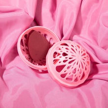 Load image into Gallery viewer, The Sponge | Machine Washable MakeUp Blender