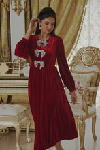 Load image into Gallery viewer, Jena Glow Bow Velvet Midi Dress: Black