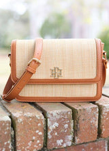 Load image into Gallery viewer, Reese Straw Crossbody CAMEL