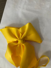 Load image into Gallery viewer, Oversize Bow Satin Headband