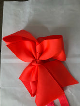 Load image into Gallery viewer, Oversize Bow Satin Headband