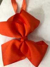 Load image into Gallery viewer, Oversize Bow Satin Headband
