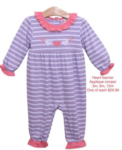 Load image into Gallery viewer, Heart banner applique
