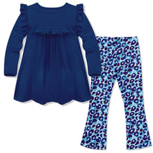 Load image into Gallery viewer, Navy Ruffle Top &amp; Watercolor Leopard Flare Leggings
