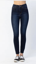 Load image into Gallery viewer, Judy Blue Skinny Fit High waist with back phone yoke seam
