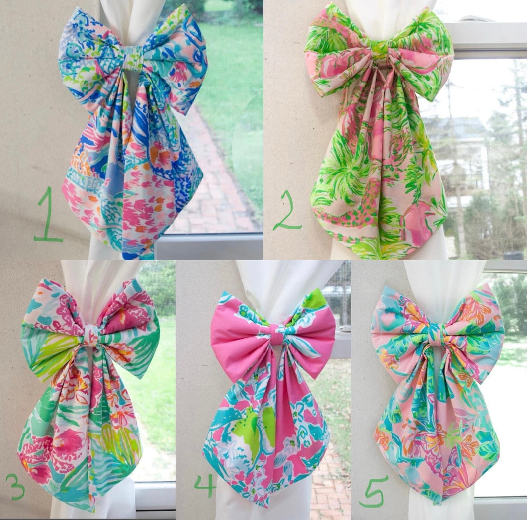 Lilly Wreath Sash