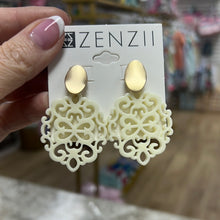 Load image into Gallery viewer, Modern Damask Pattern Resin Drop Earring: Cream
