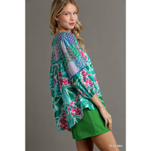 Load image into Gallery viewer, Boxy Cut Round Neck Top : TEAL MIX
