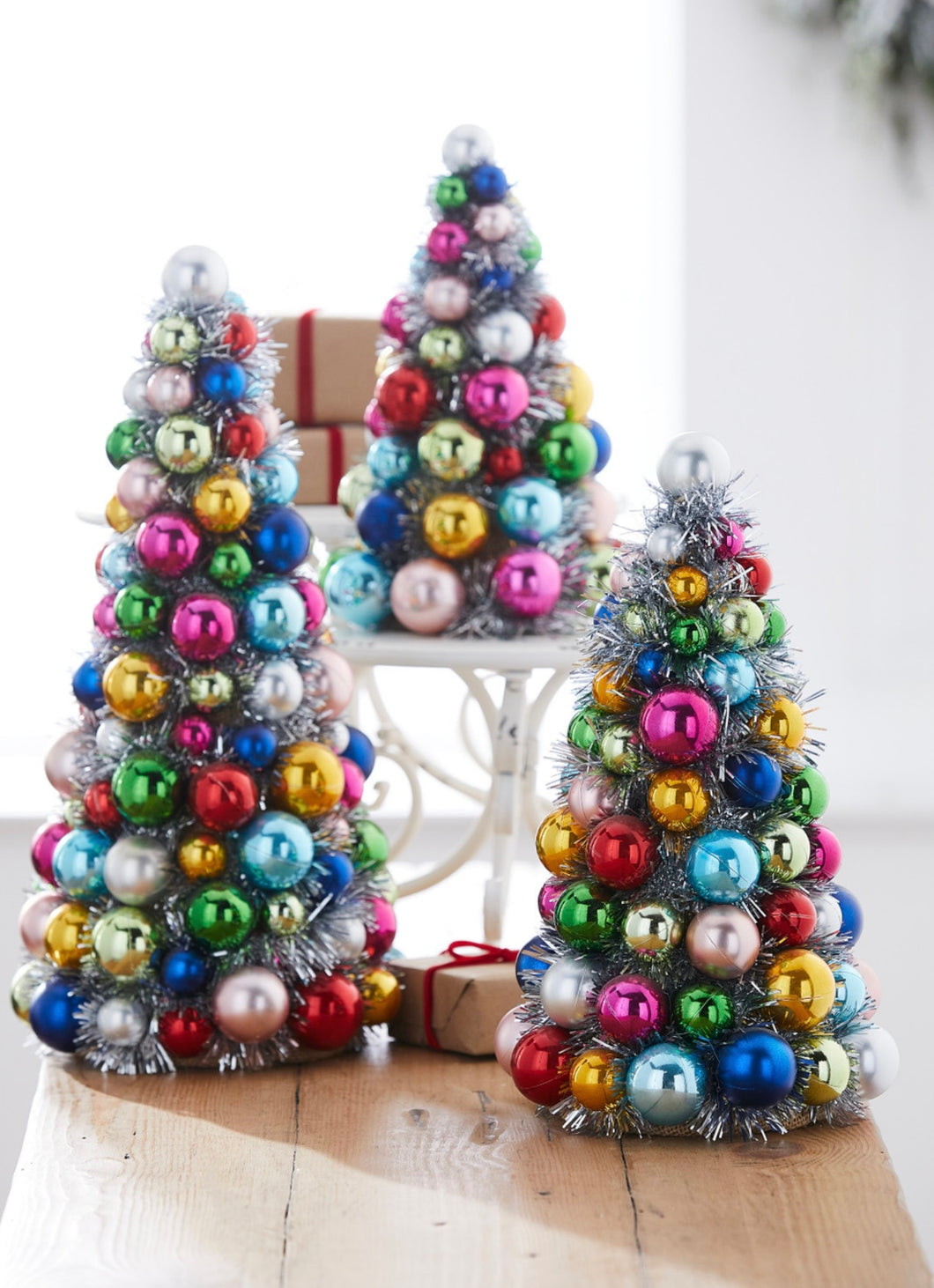 Ball Ornament tree by Raz Imports