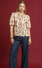 Load image into Gallery viewer, Floral Ruffle Trim Puff Sleeve Blouse
