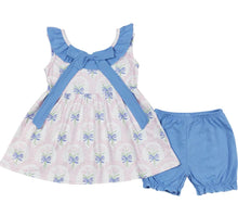 Load image into Gallery viewer, Blue floral print Ruffle girls set and Bubble
