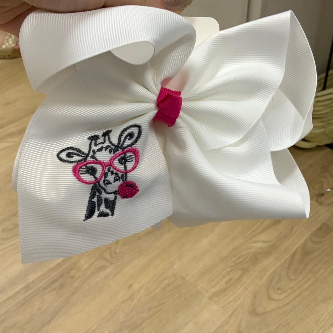 Giraffe embroidered alligator clip