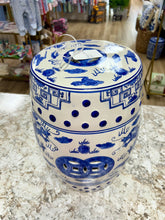 Load image into Gallery viewer, Blue and White Dragon Garden Stool-pick up only 18 inches tall x 10.5 inches wide
