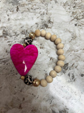 Load image into Gallery viewer, Handmade Heart bracelet
