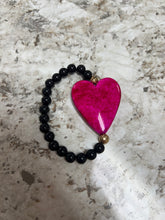 Load image into Gallery viewer, Handmade Heart bracelet
