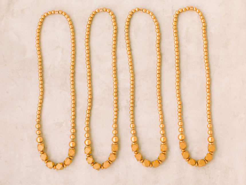 The Bailey necklace by Carolina string