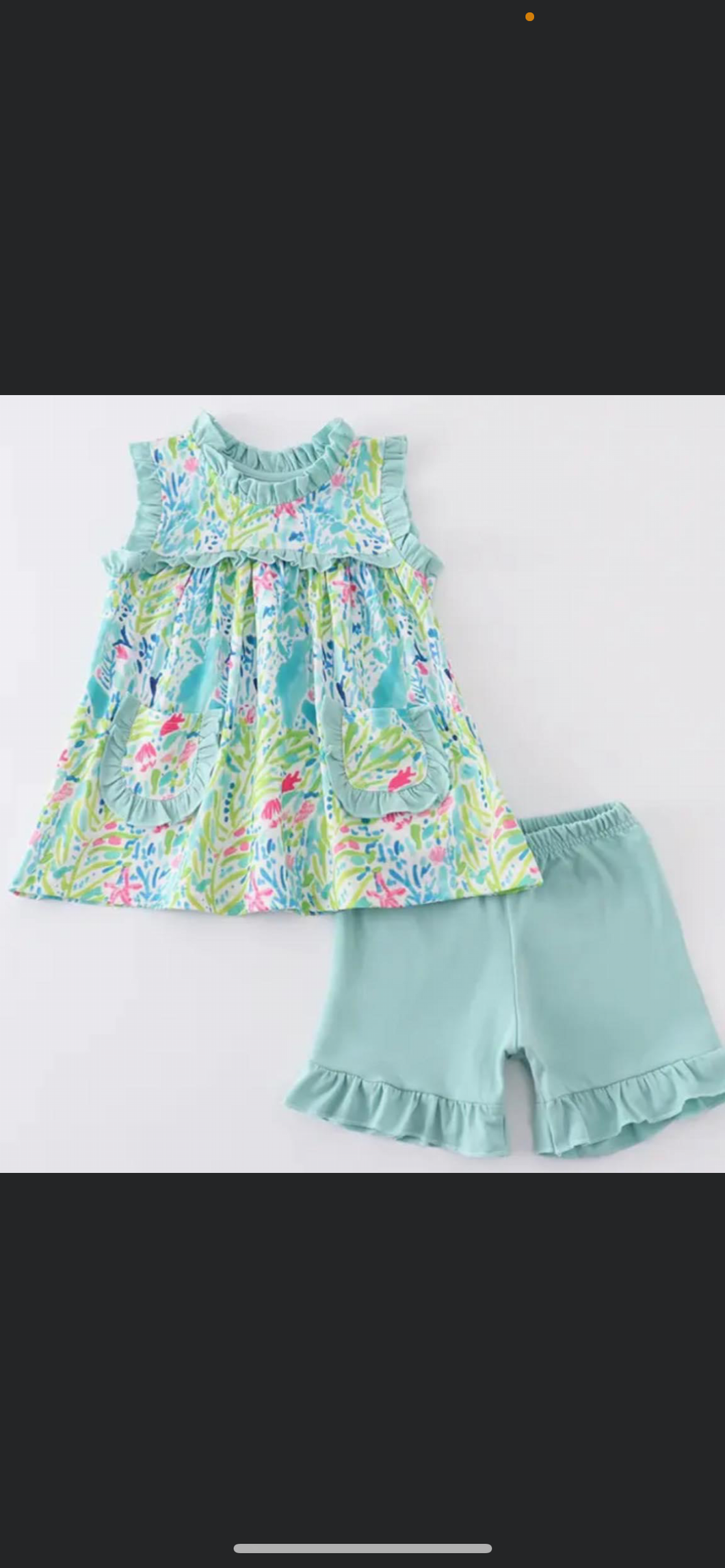 Green floral ruffle pocket set