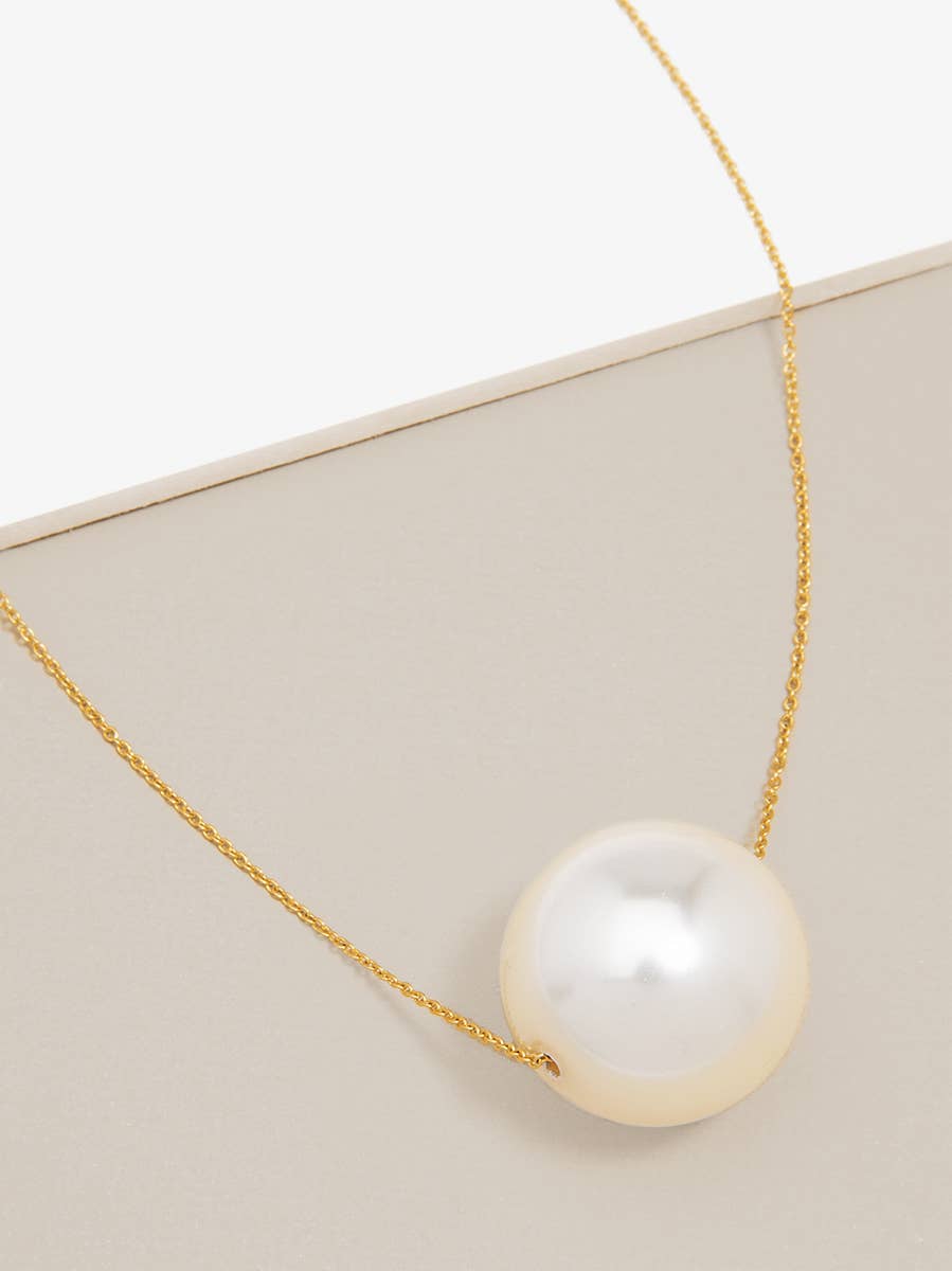 Pearl Drop Necklace: Gold Pearl