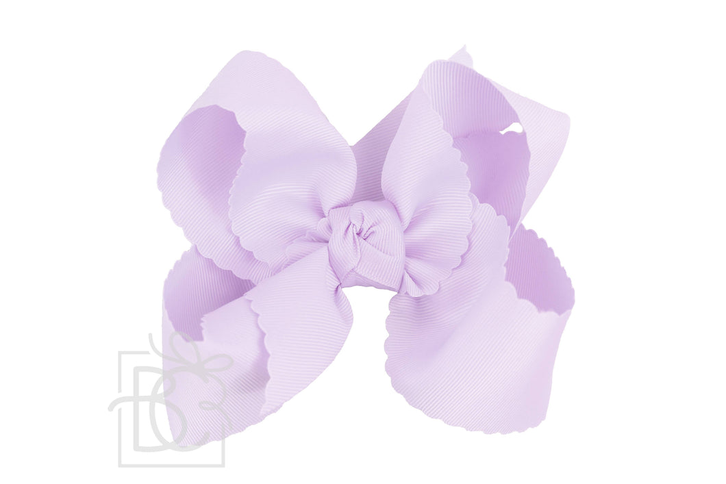 SCALLOPED EDGE BOW: 5.5
