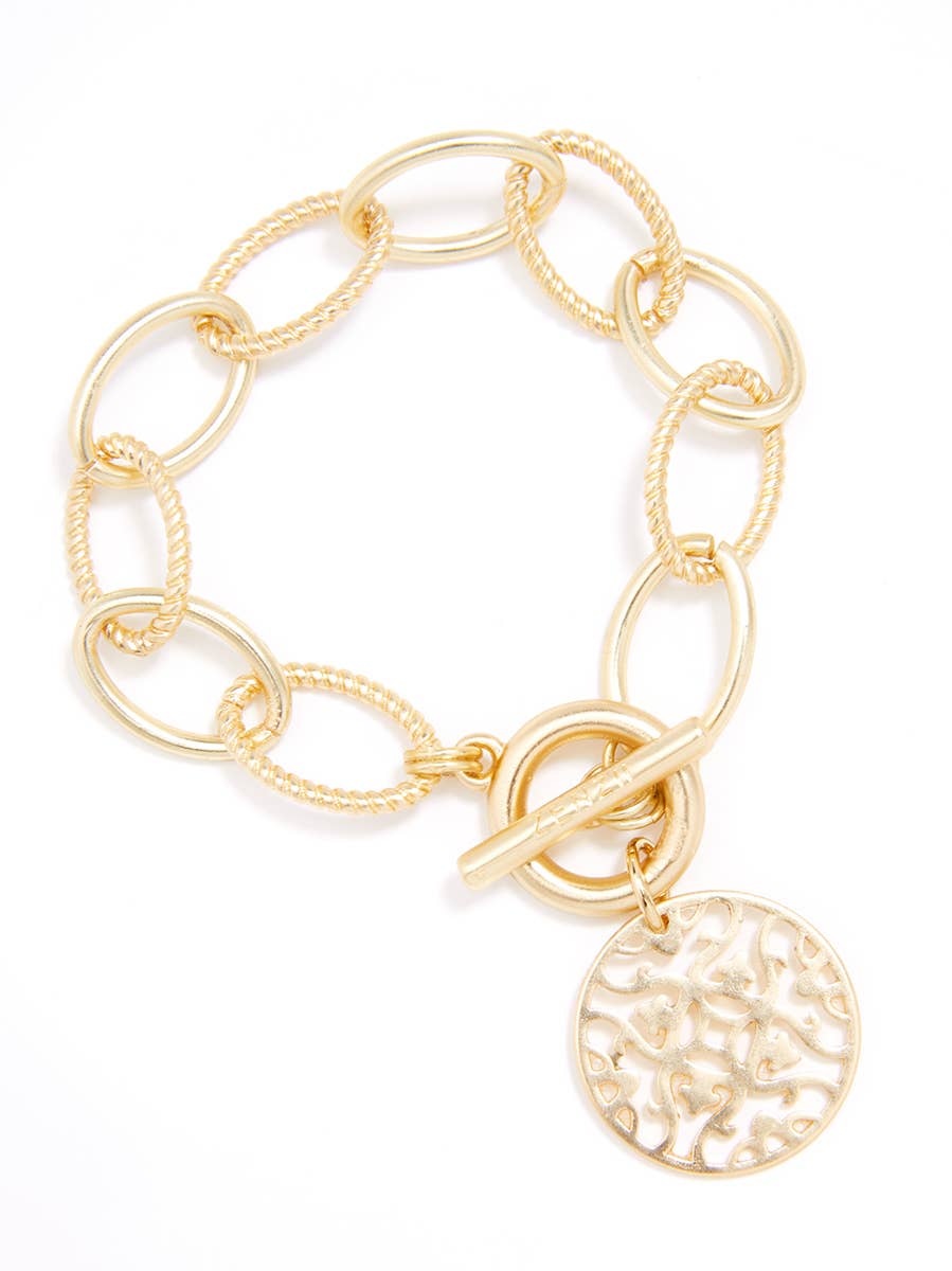 Matte Oval Links Charm Bracelet: Matte Gold