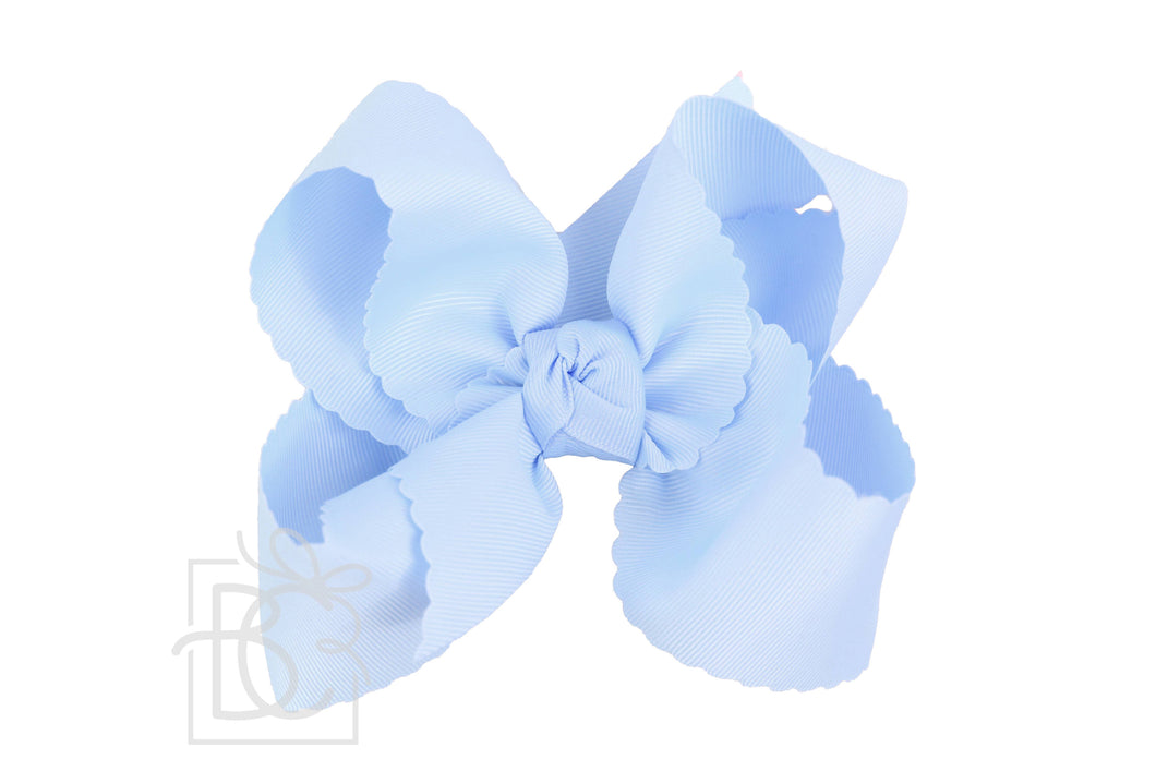 SCALLOPED EDGE BOW: 5.5