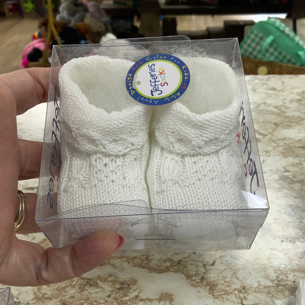 White newborn booties Jeffries 2606