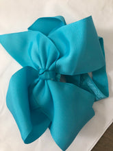 Load image into Gallery viewer, Oversize Bow Satin Headband
