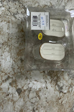 Load image into Gallery viewer, Baby booties Keepsake
