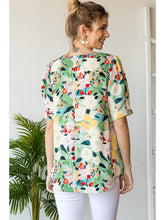 Load image into Gallery viewer, Ladies V neck Floral print top

